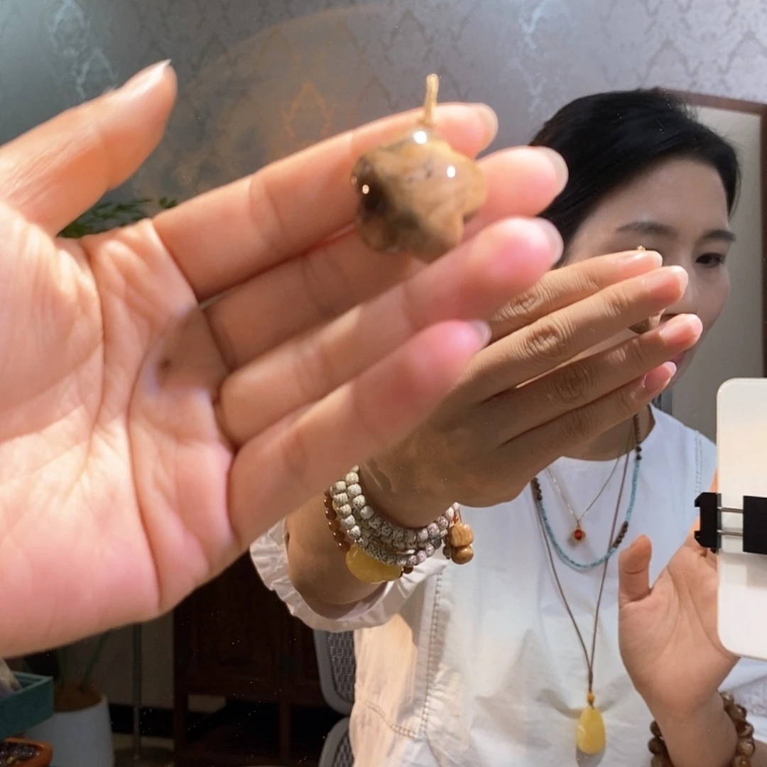 裸石琥珀未镶嵌琥珀