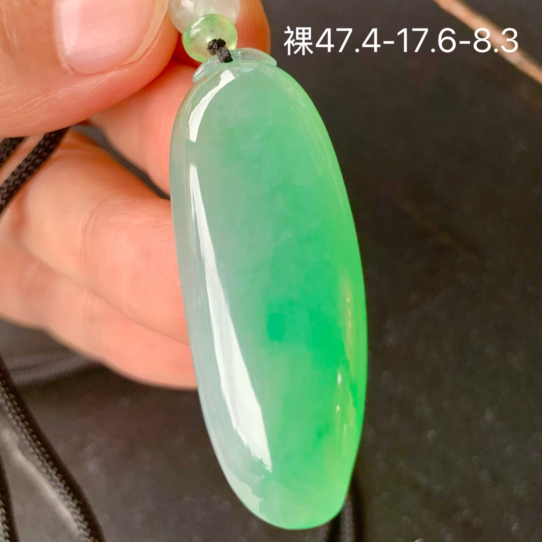 高冰福瓜天然翡翠吊坠 翡翠保真基地