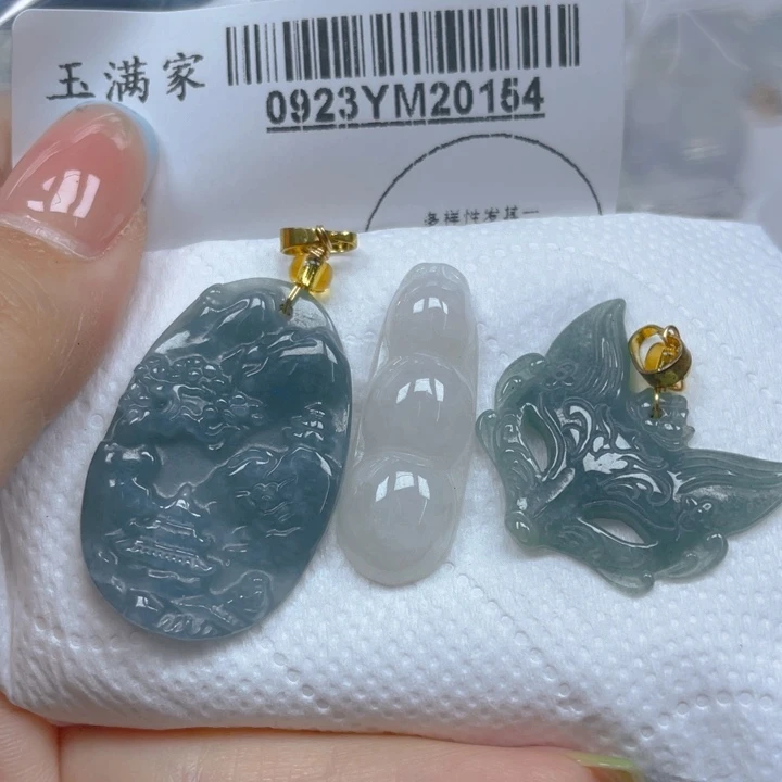吊坠(不含链)未镶嵌翡翠