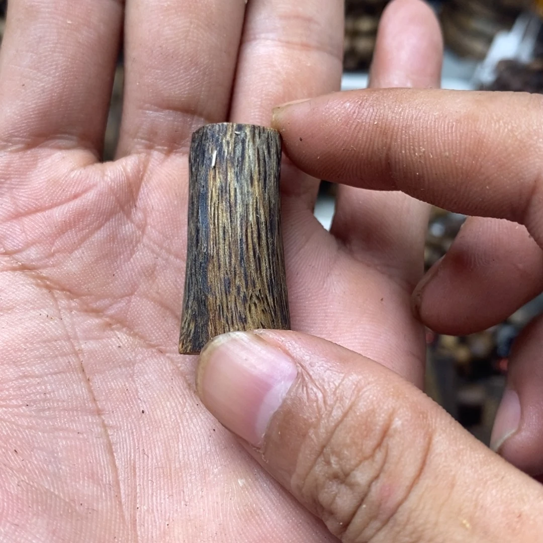 沉香沉香碎屑树心油