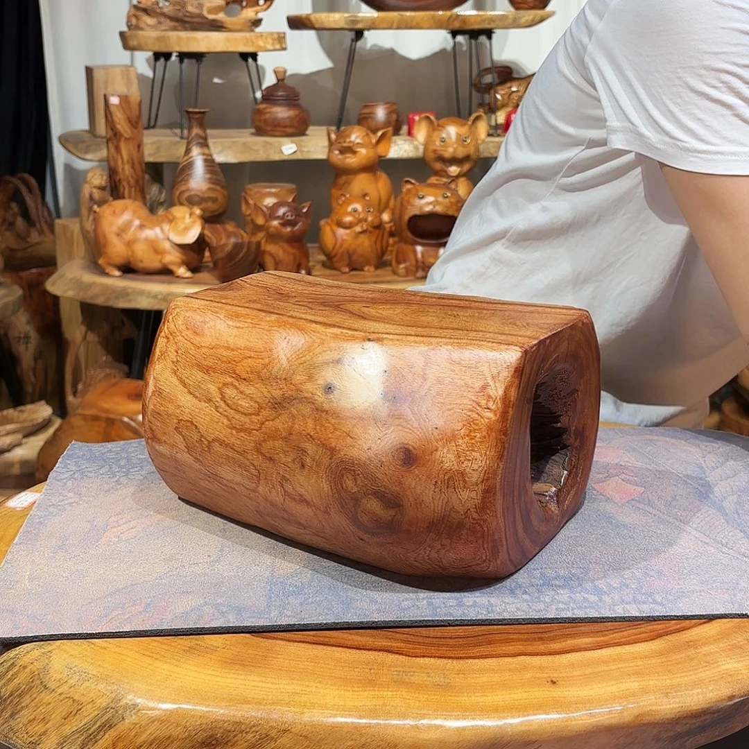 香樟木风化凳24-20-13.5