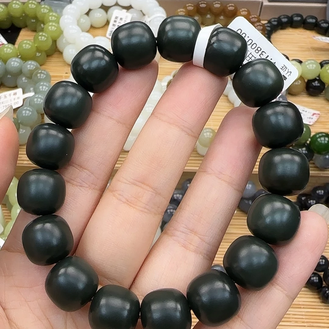 手串未镶嵌和田玉
