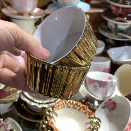 瓷片微瑕陶瓷处理介意请慎拍直径7.5厘米到手2个