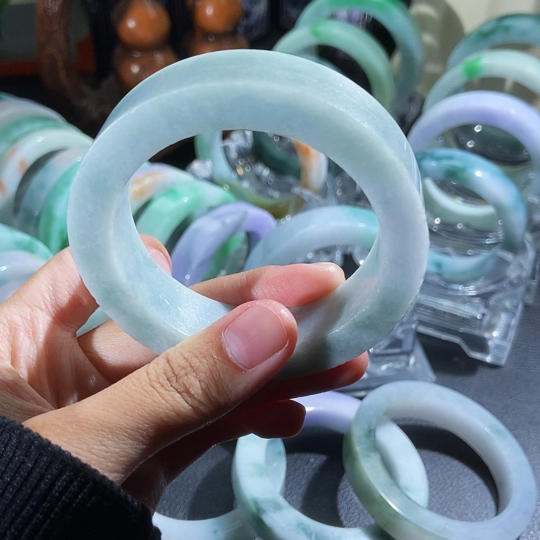 风***儿定制翡翠未镶嵌手镯