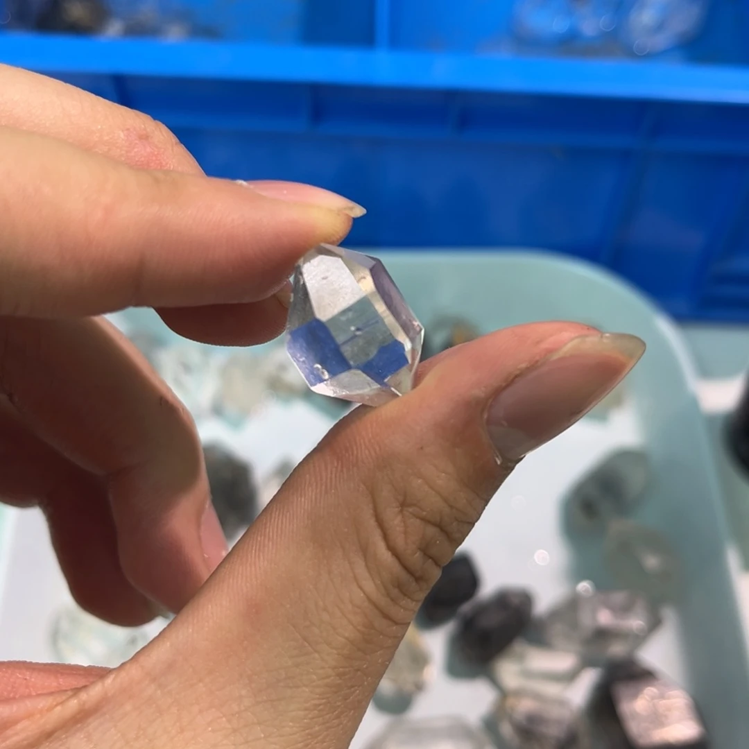 水晶闪灵未镶嵌以*