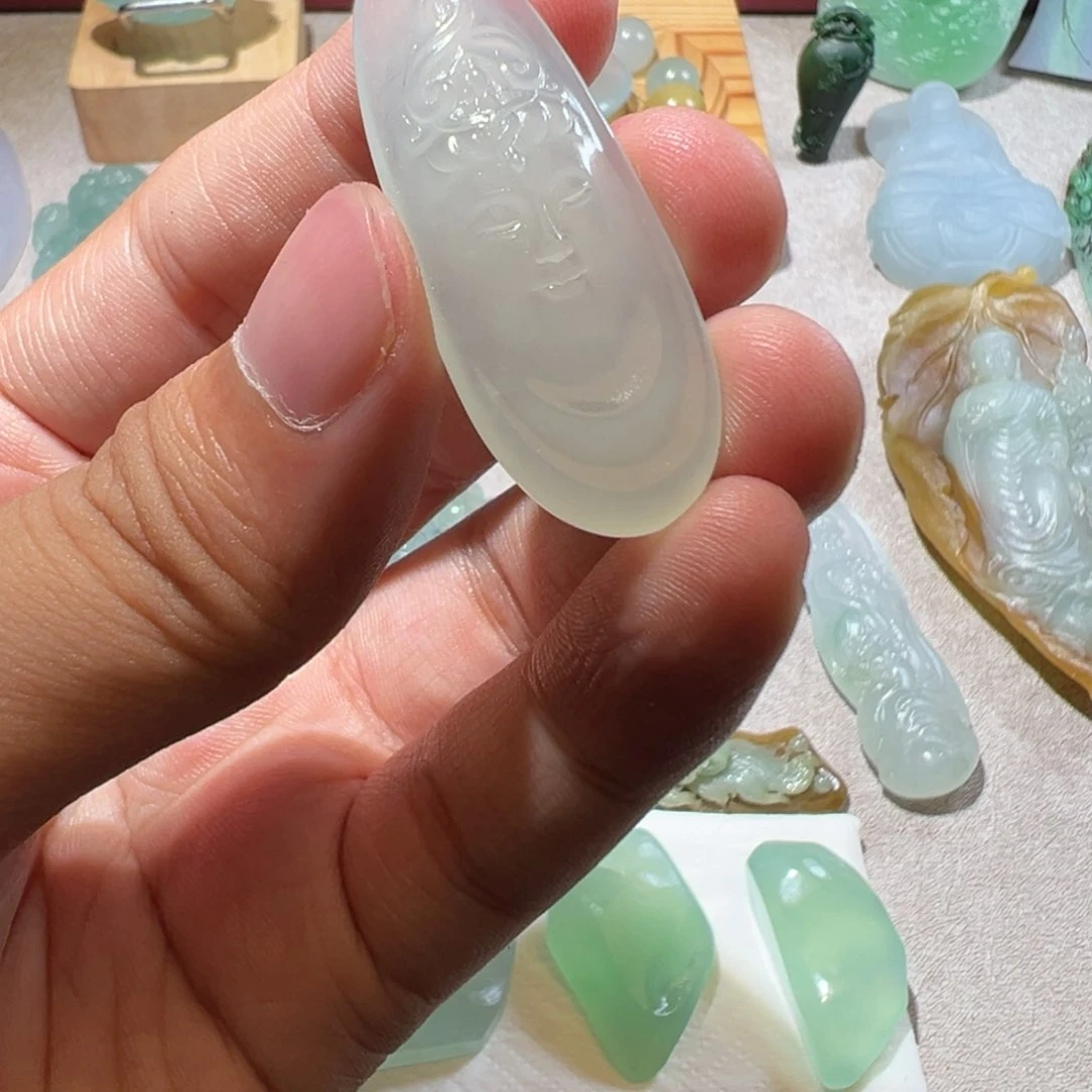 定制翡翠未镶嵌天然翡翠