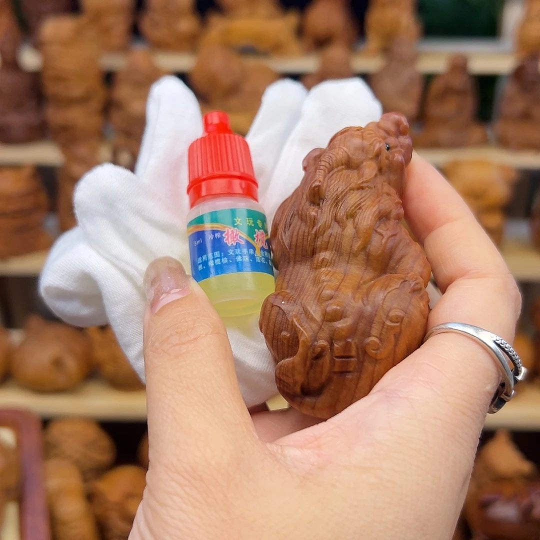 無***憾崖柏太行崖柏手把件貔貅