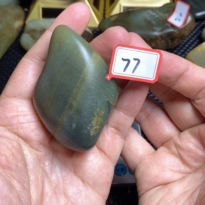 未镶嵌和田玉把件77