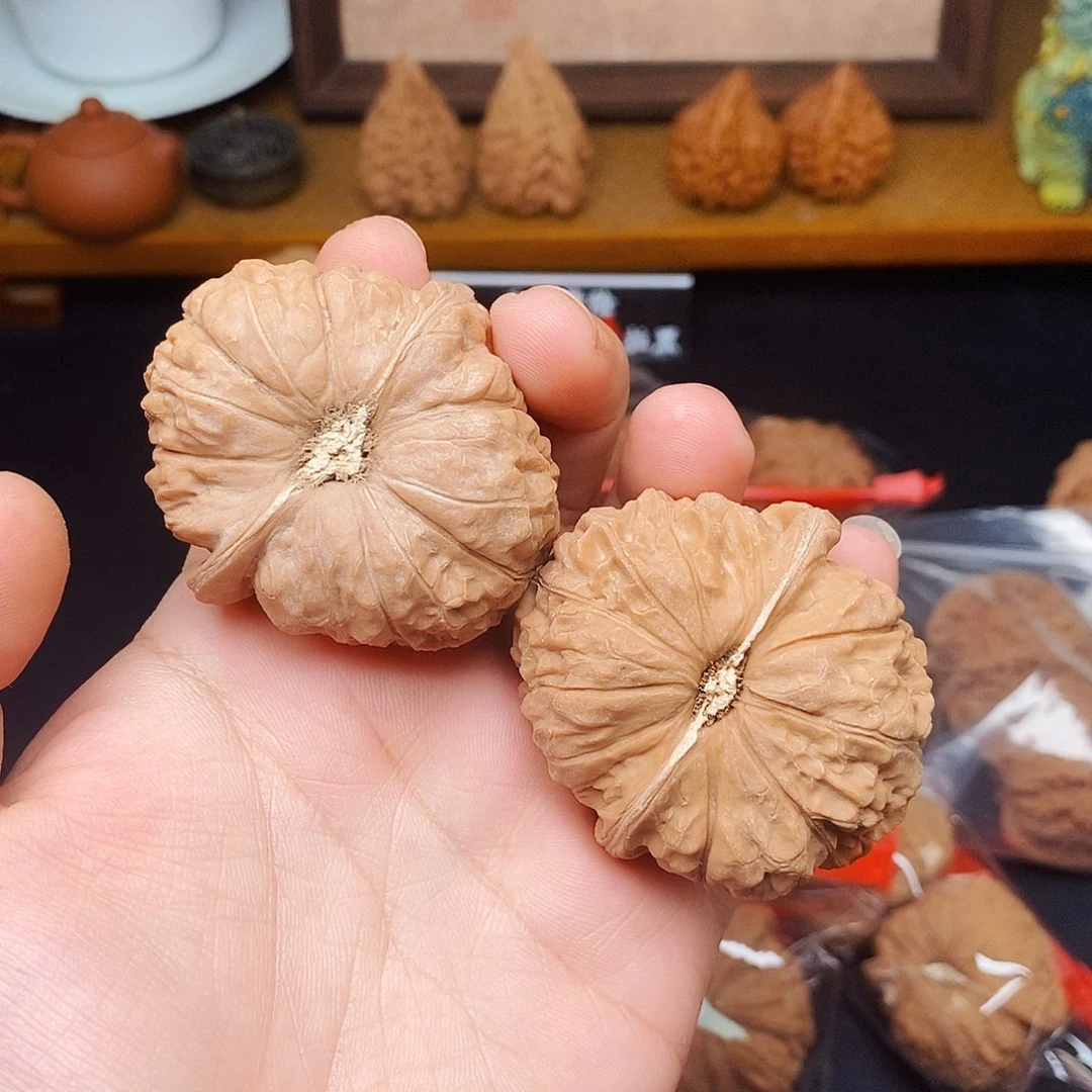 墨***山把件文玩核桃南瓜