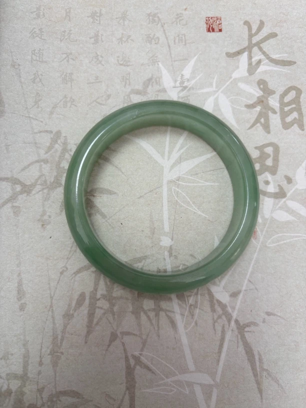 X485-五八加宽果绿缅甸翡翠手镯