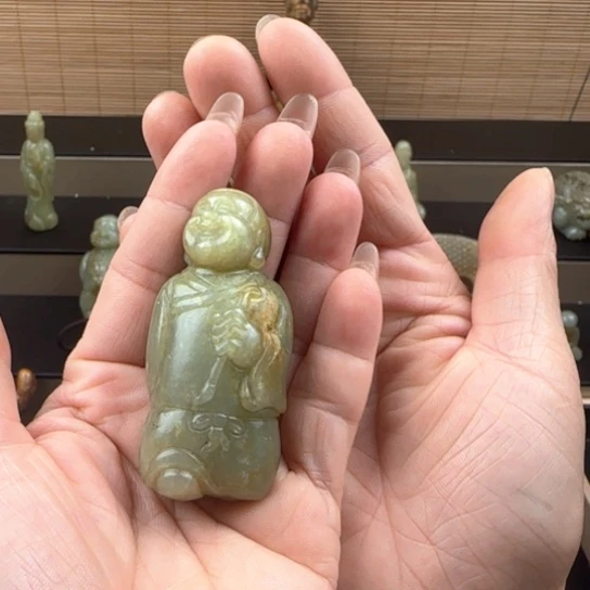 和田玉（糖玉）未镶嵌颈饰