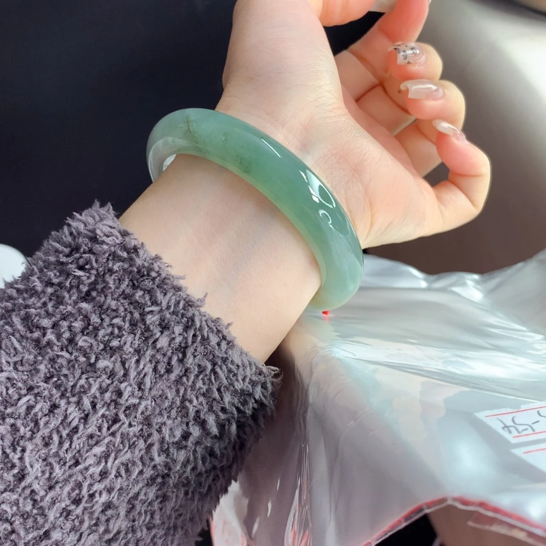 翡翠手镯未镶嵌（24号）