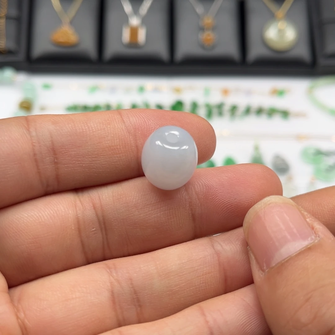 翡翠未镶嵌颈饰福利