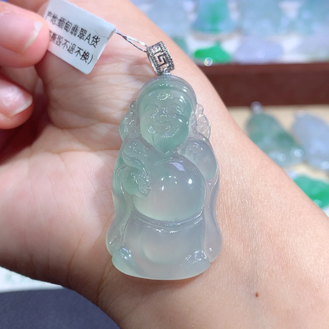 颈饰18K金镶嵌翡翠翡翠