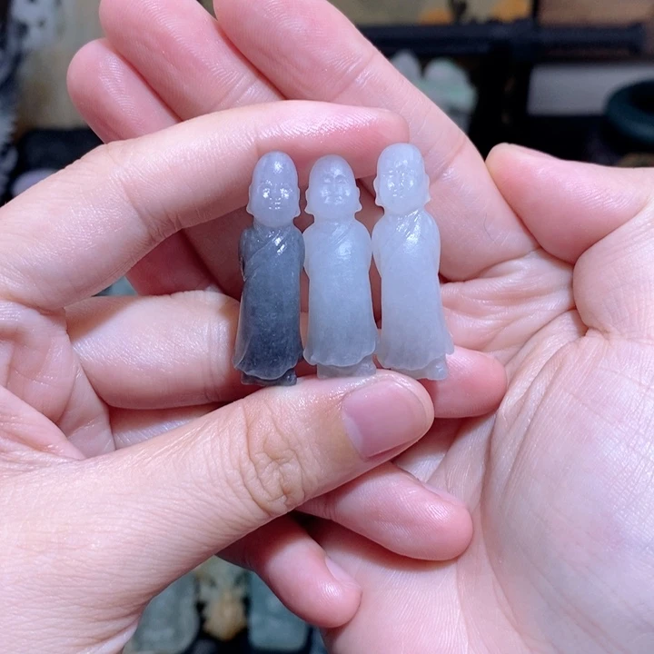 定制翡翠未镶嵌峤*佐翡翠