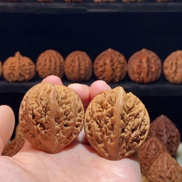 文玩核桃把件6号车