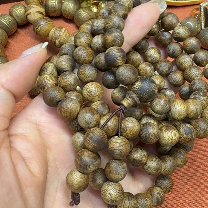 大叶紫檀（黑酸枝木类）