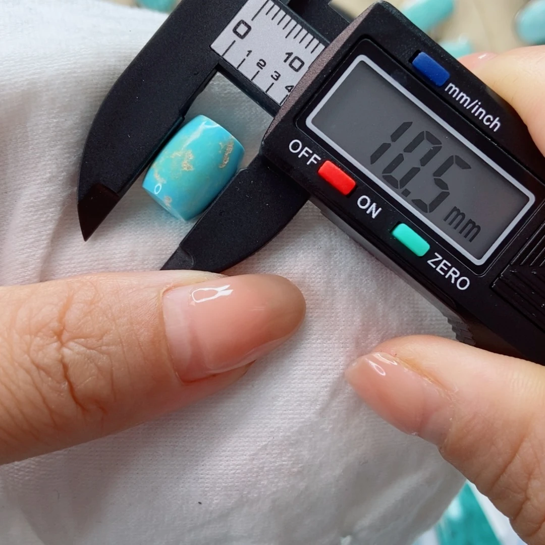 天***文南红玛瑙未镶嵌珠宝奇石