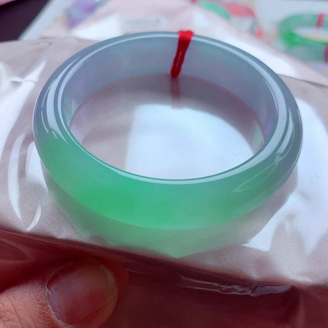 未镶嵌手镯翡翠师妹艳色春彩至纯至净（8号）