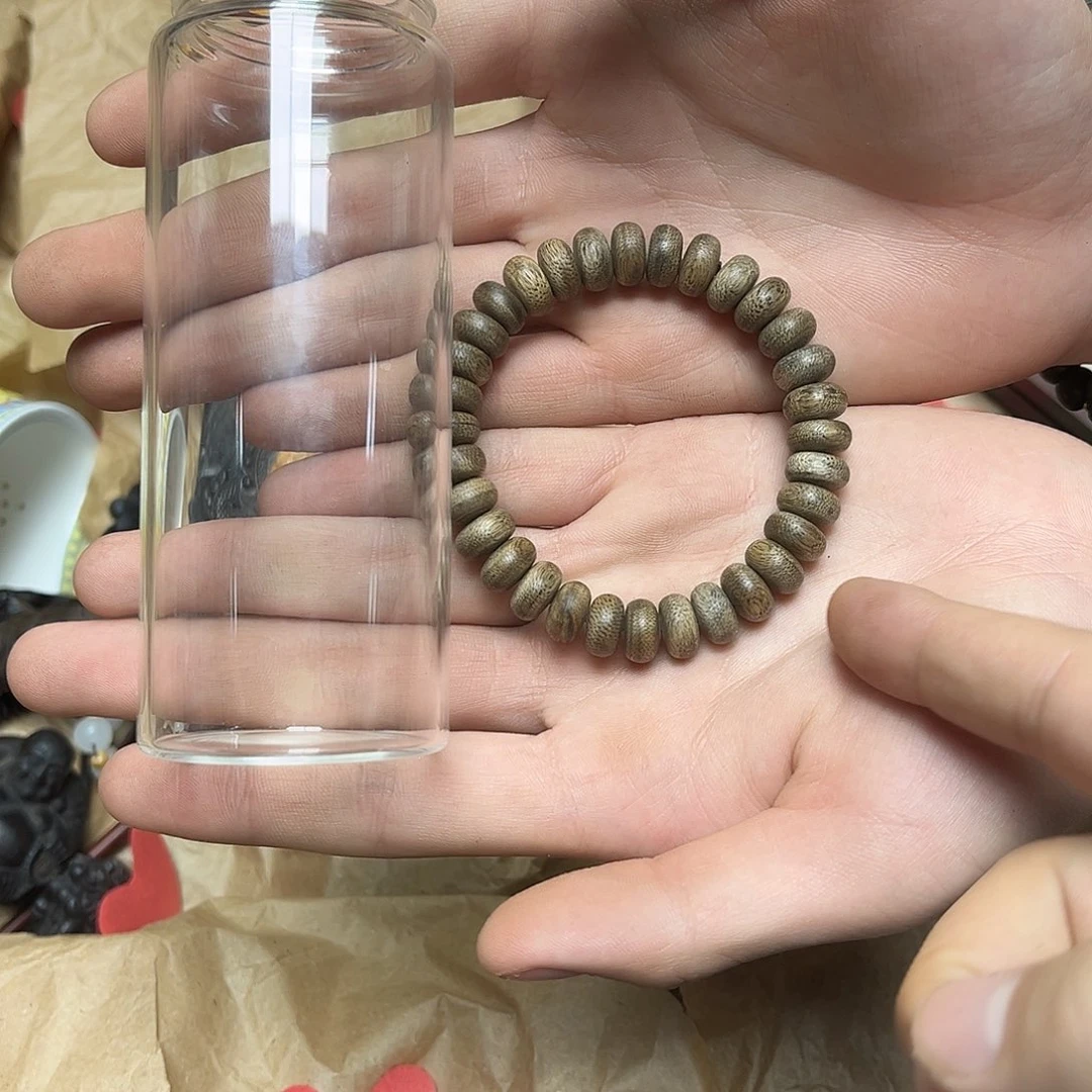 大叶紫檀（黑酸枝木类）