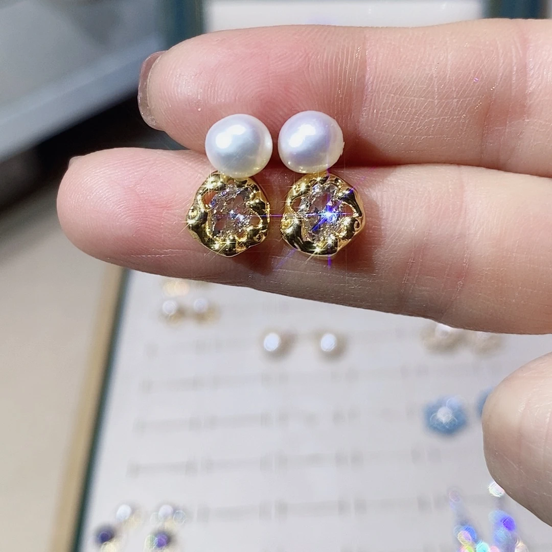 淡水珍珠银S925镶嵌耳饰