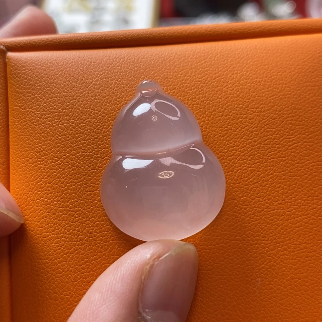 石英质玉未镶嵌吊坠