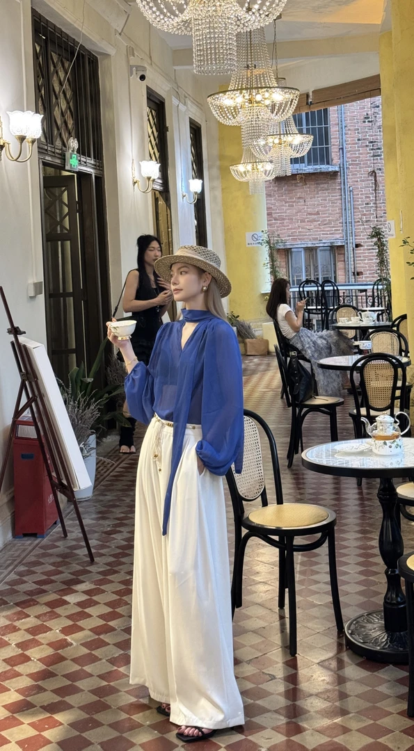 【琪琪怪怪】韩国丝料前后两穿宽松百搭灯笼袖微透上衣