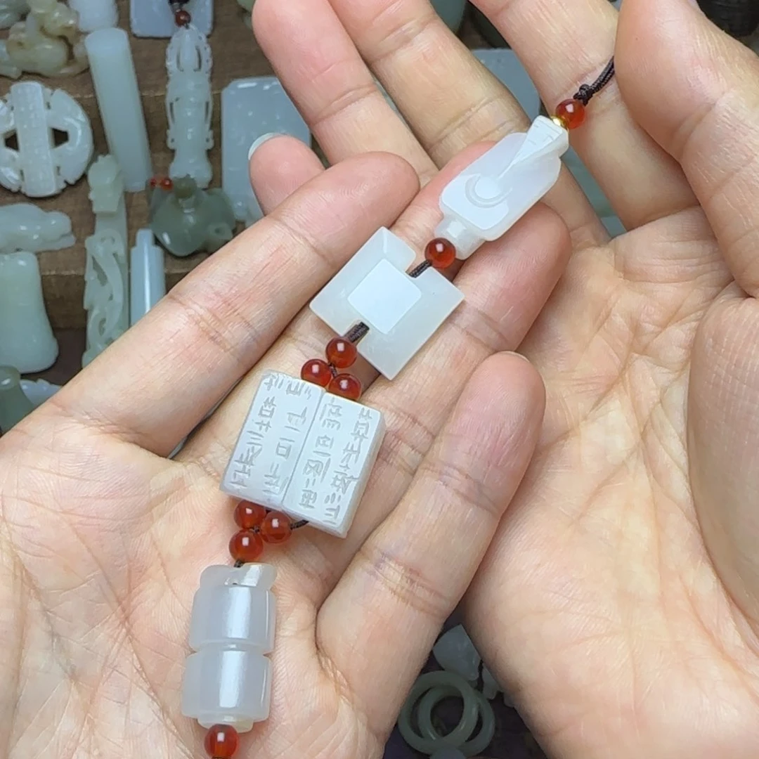 和田玉挂件未镶嵌