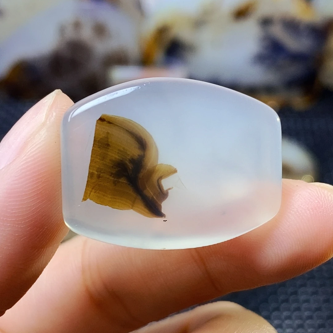 玛瑙/玉髓未镶嵌珠宝半成品