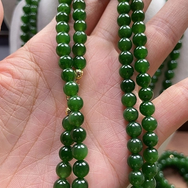 和田玉（碧玉）未镶嵌颈饰