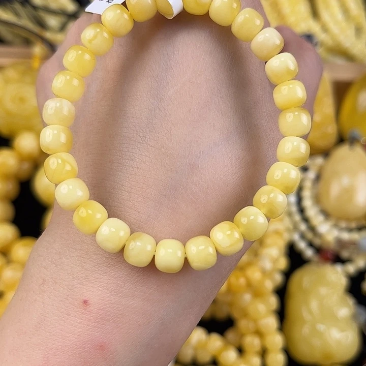 琥珀颈饰未镶嵌琥珀