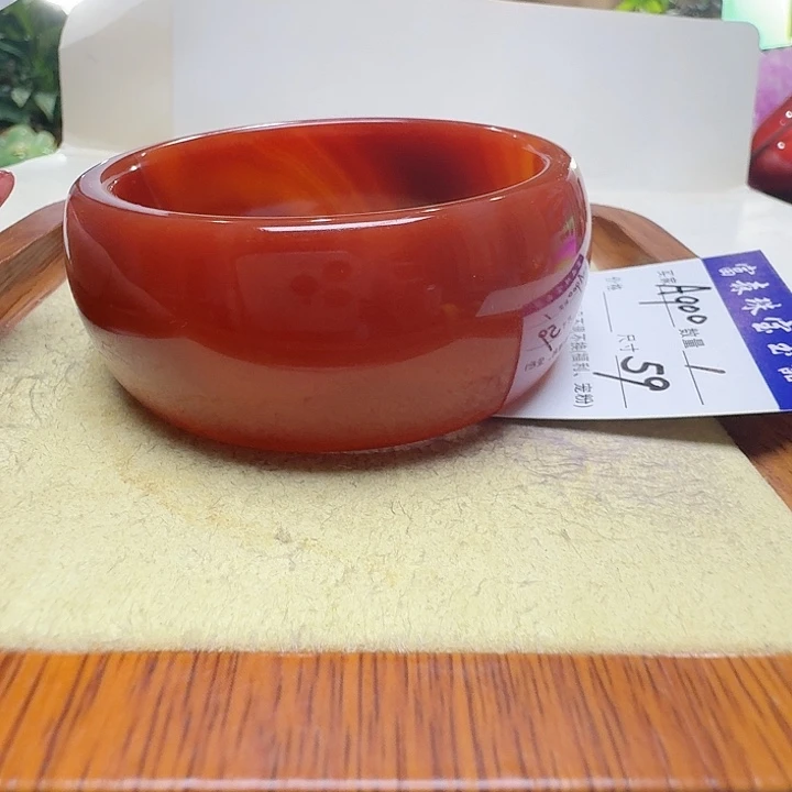春***力玛瑙/玉髓未镶嵌手镯