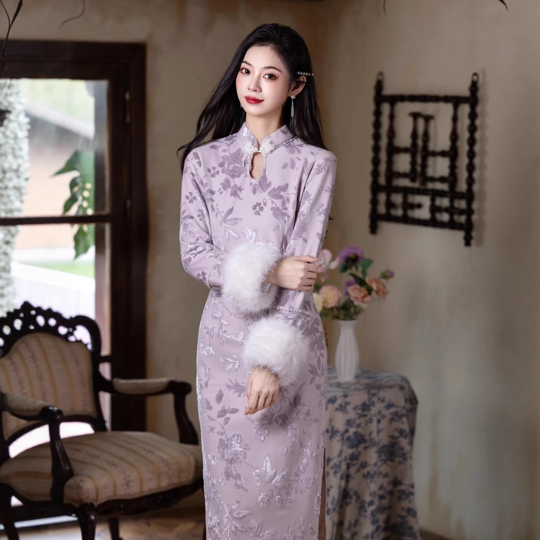 紫色年轻改良加绒加厚新中式长款日常可穿秋冬旗袍2025新款连衣裙