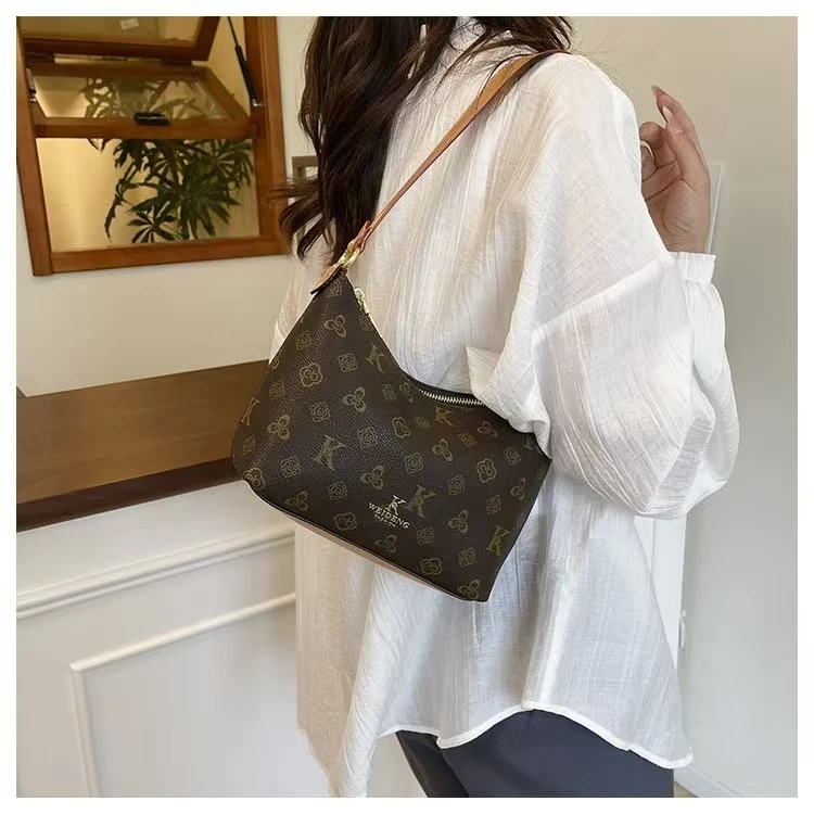 轻奢高级复古老花包包女式2025新款大容量质感简约单肩斜挎托特包