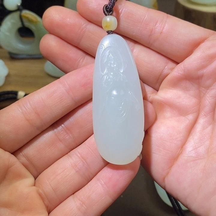 墨***南吊坠(不含链)未镶嵌和田玉