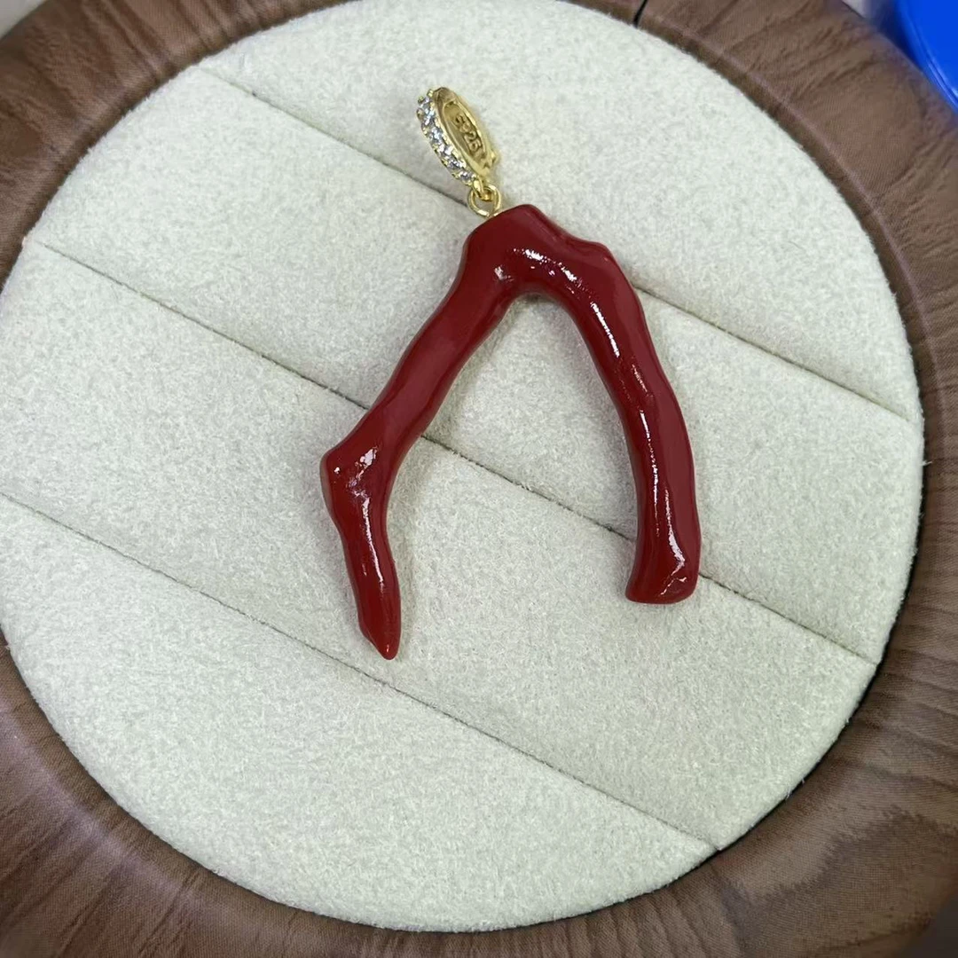 胖爷品牌直营天然珊瑚树杈吊坠