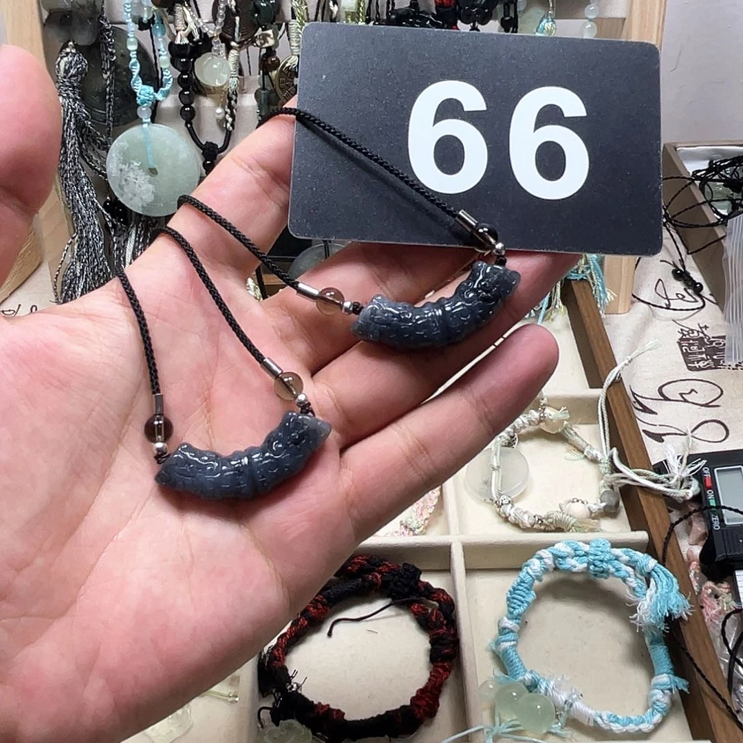 蛇纹石玉合金颈饰