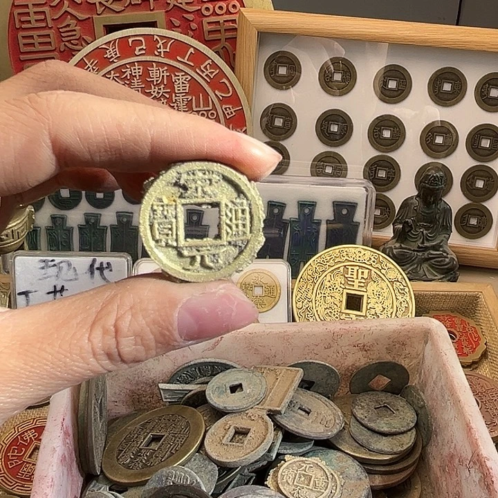 S***r铜现代翻砂工艺作品