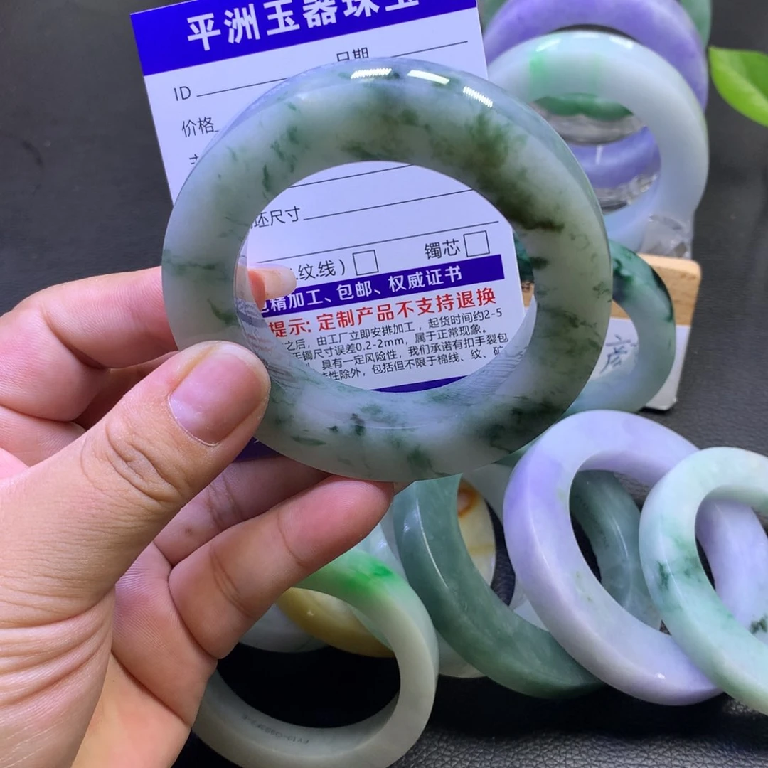 未镶嵌翡翠定制翡翠梓***?