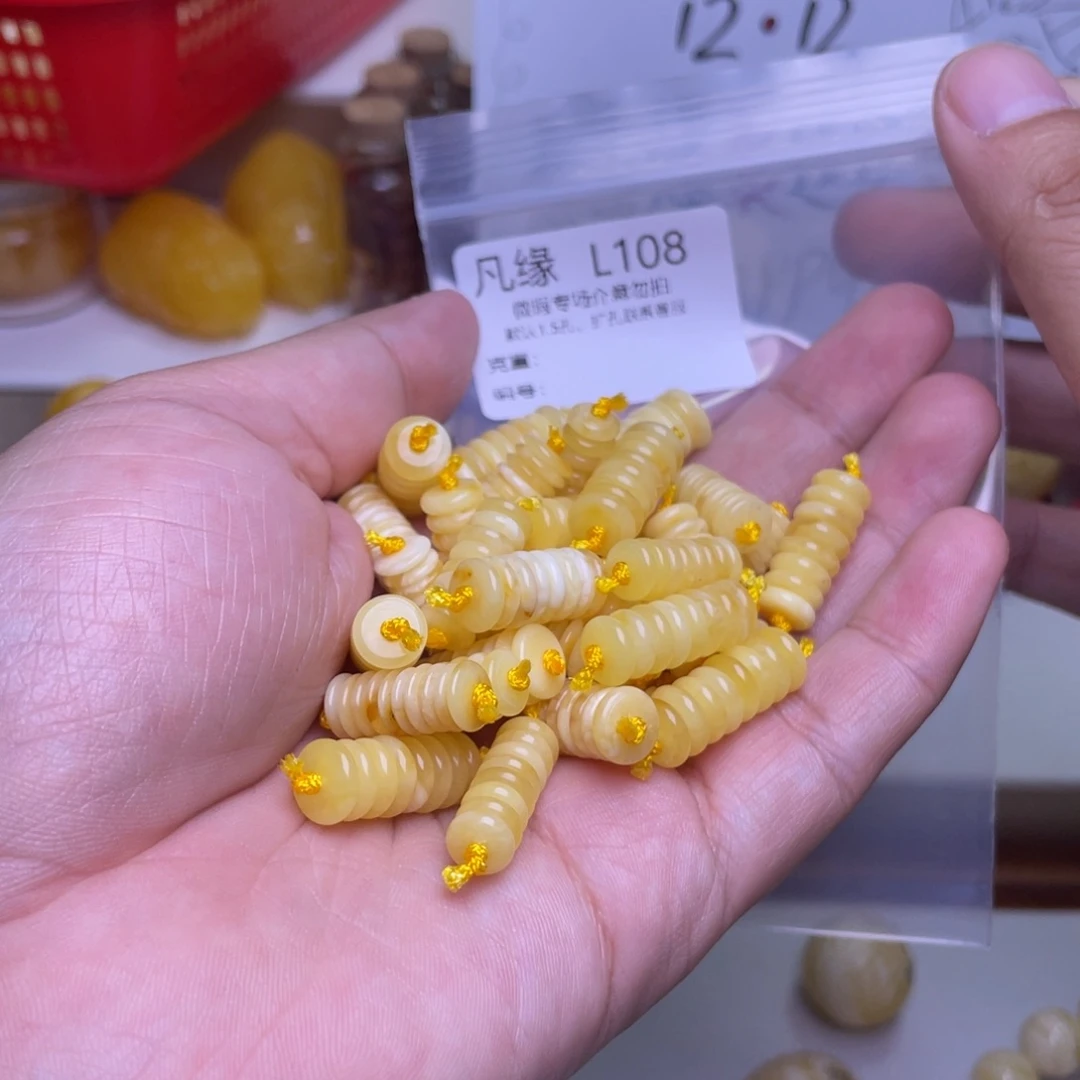 琥珀未镶嵌珠宝奇石多样性发其一