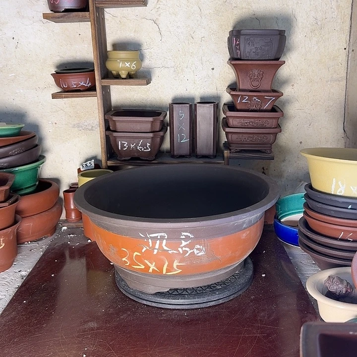 紫砂花盆，手工制作