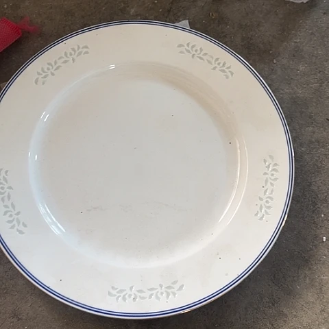 陶瓷10寸盘一个陶瓷
