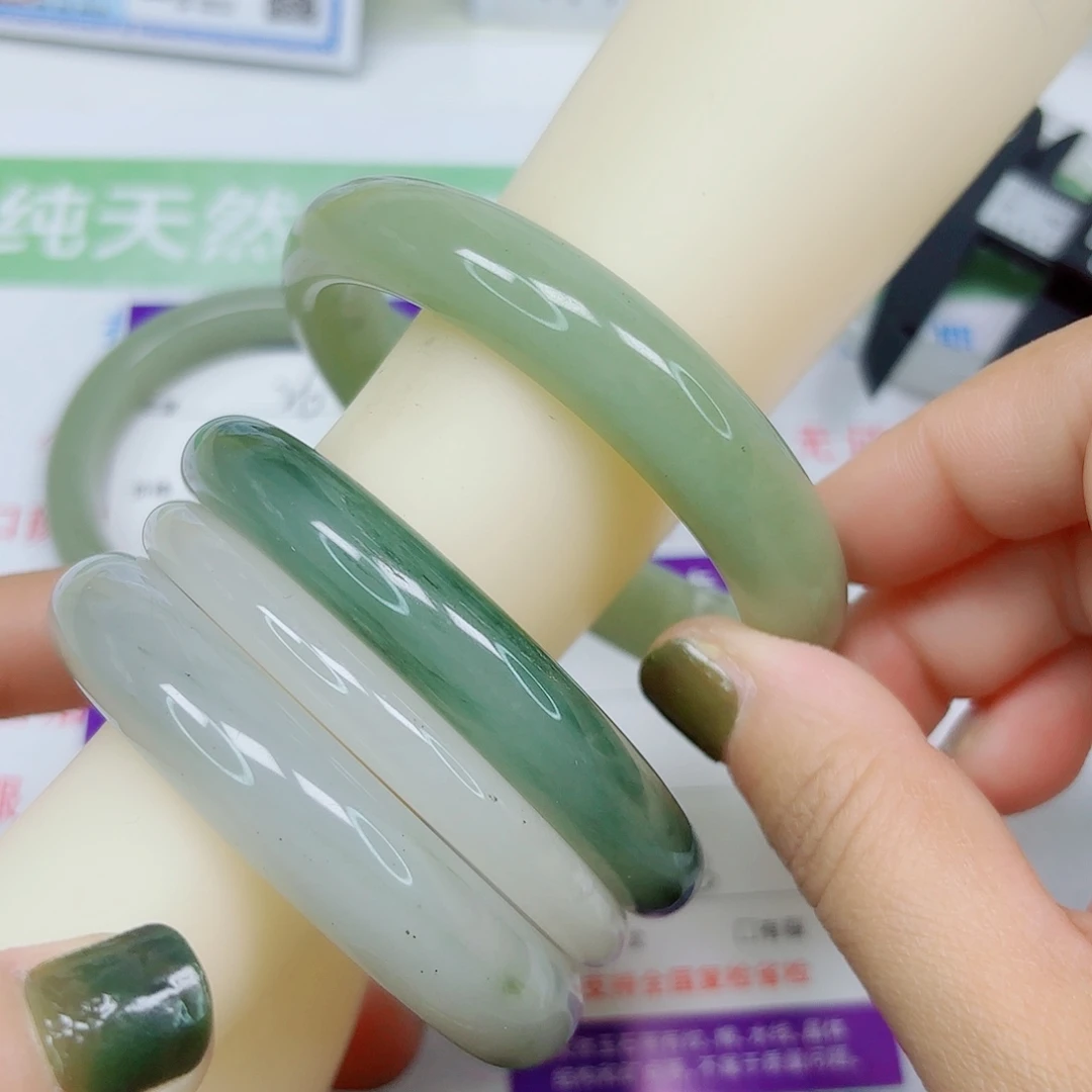 石英质玉未镶嵌手镯27/63