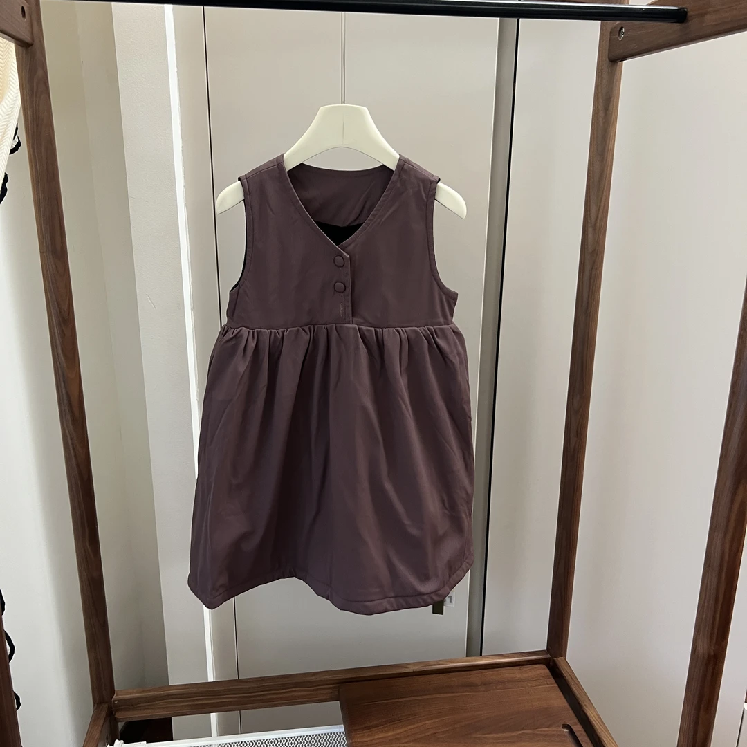 【编号R681】2SQ2933-07-儿童V领加厚背心皮裙紫色-MIKO