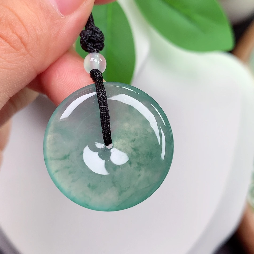 颈饰未镶嵌翡翠平安扣 27.8x4.7mm