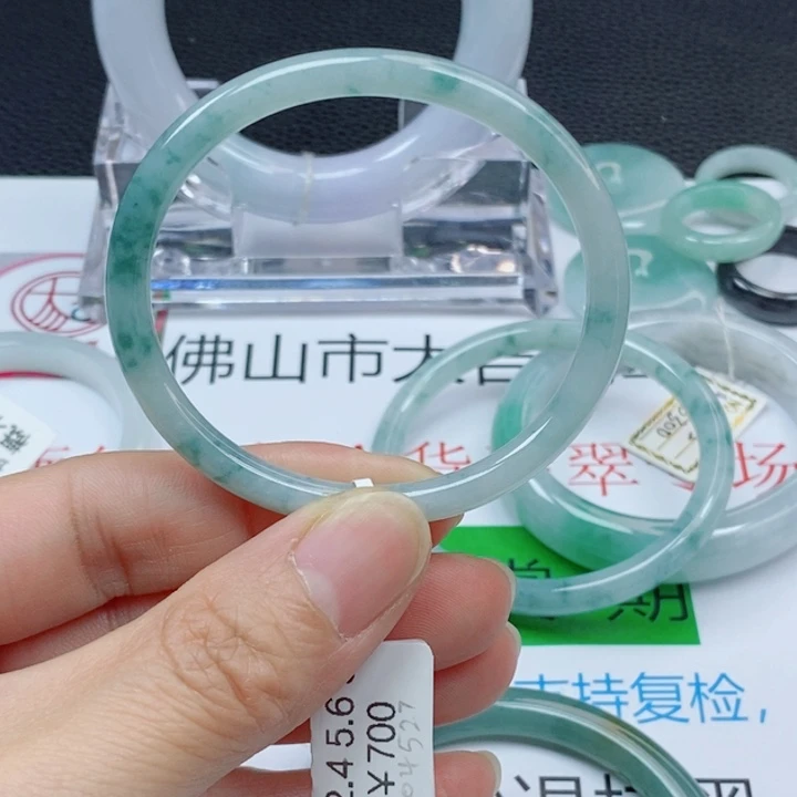 翡翠未镶嵌手镯圆条贵妃手镯52-53圈口