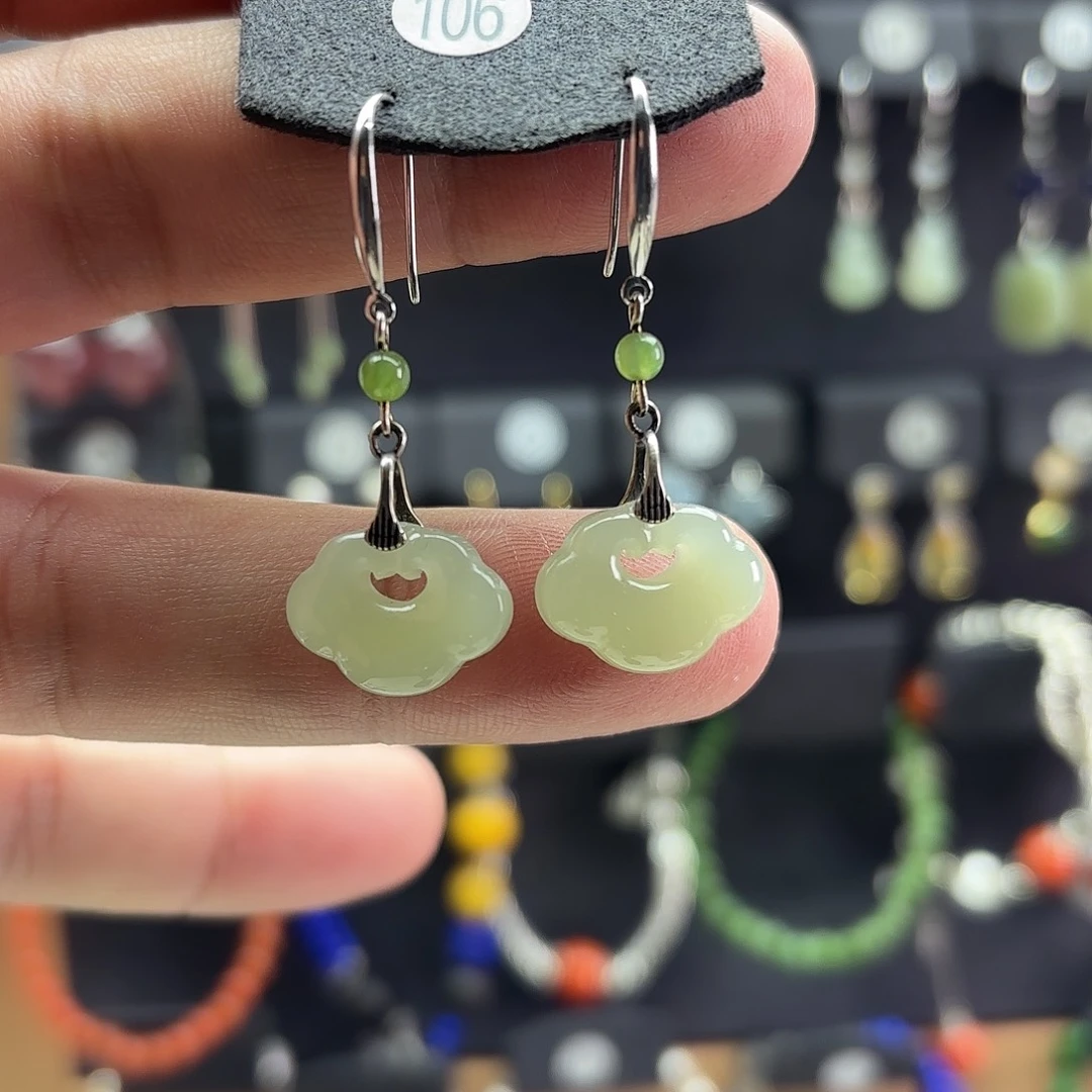 和田玉银S925镶嵌耳饰