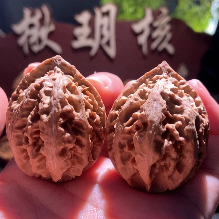 吊坠文玩核桃楸玥核25花皮
