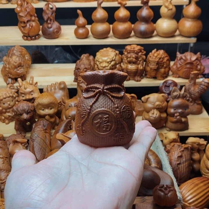 木质@****G崖柏木雕。。。钱