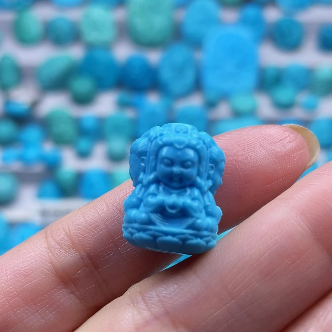 绿松石未镶嵌珠宝奇石